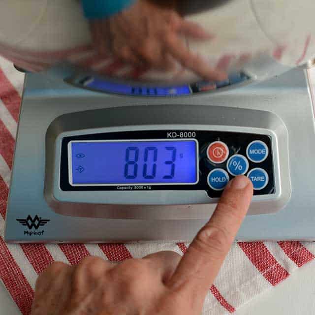 7 Reasons Why I Love the MyWeigh KD-8000 Digital Scale [HOW-TOs