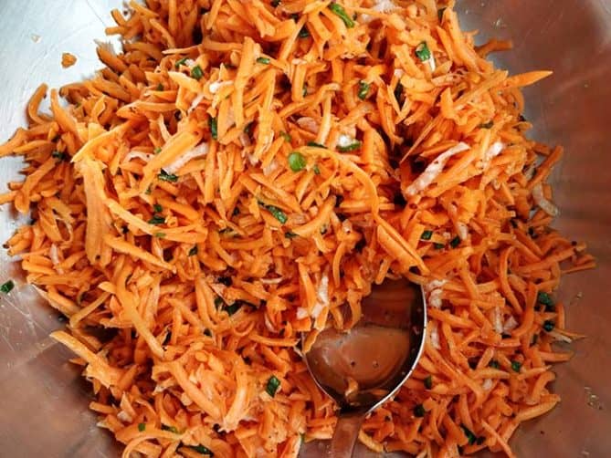 Carrot Kimchi [TANGGUN] To Instantly Add Flavor to Any Meal